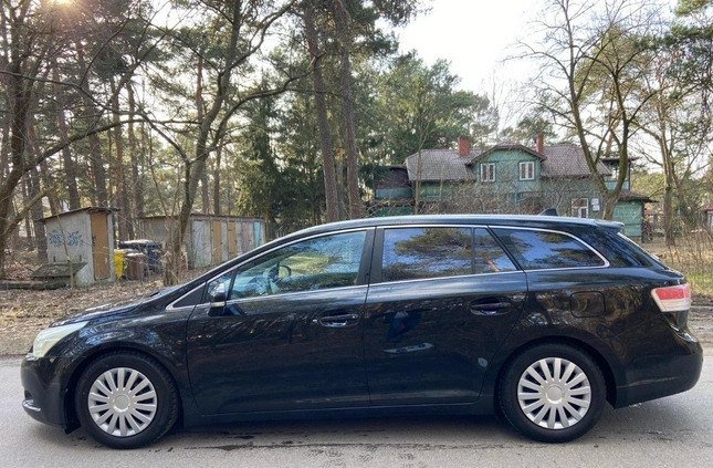 Toyota Avensis cena 26800 przebieg: 195000, rok produkcji 2009 z Czchów małe 781